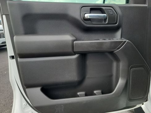 Certified 2022 Chevrolet Silverado 1500 Custom RWD image 21