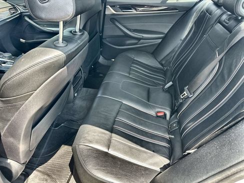 Used 2017 BMW 530i RWD image 16