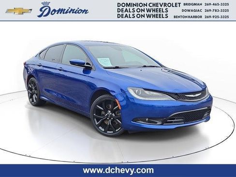 Used 2016 Chrysler 200 S w/ Comfort Group image 1