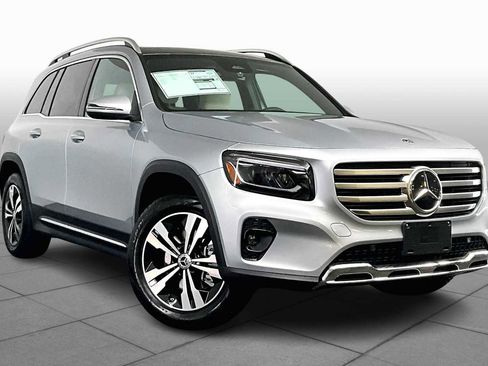 New 2026 Mercedes-Benz GLB 250 4MATIC image 2