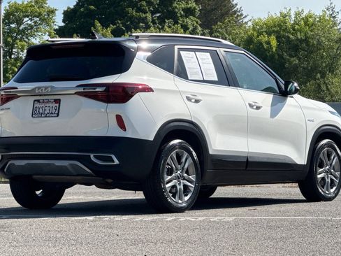 Used 2022 Kia Seltos S AWD/4WD image 4