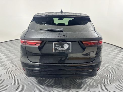 Used 2026 Jaguar F-PACE R-Dynamic S AWD/4WD image 8