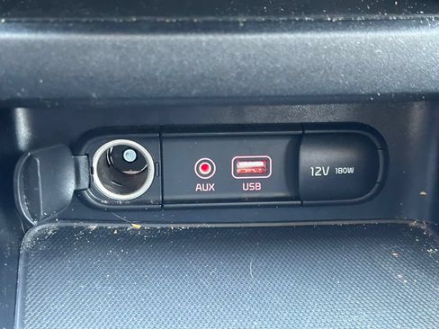 Used 2021 Kia Forte LXS FWD image 22