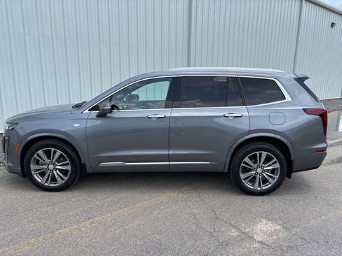 Used 2022 Cadillac XT6 Premium Luxury image 8