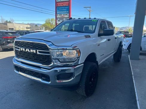 Used 2019 RAM 2500 Tradesman AWD/4WD image 2