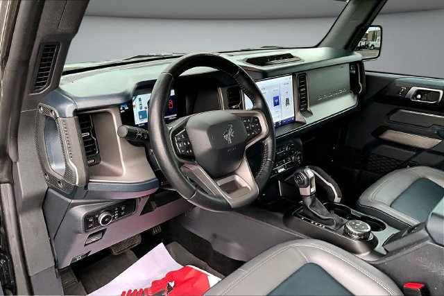 Used 2023 Ford Bronco Outer Banks AWD/4WD image 16