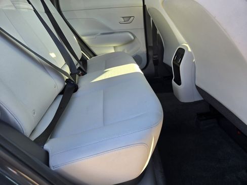 Used 2024 Hyundai Kona SEL image 14