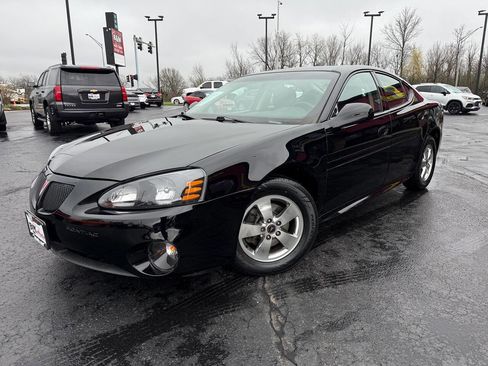 Used 2006 Pontiac Grand Prix w/ Sun And Sound Package image 3