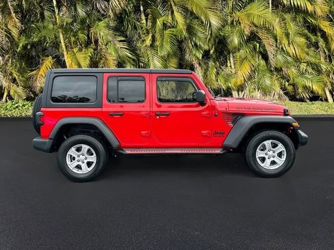 Used 2022 Jeep Wrangler Unlimited Sport S image 4