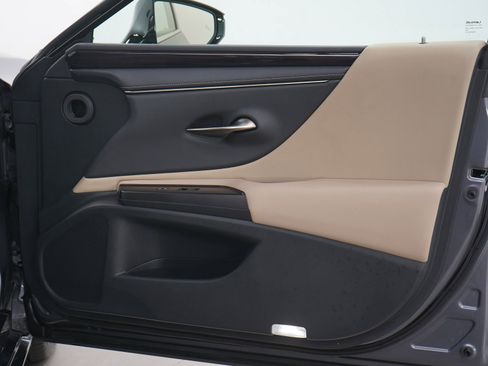 Used 2019 Lexus ES 350 FWD image 9