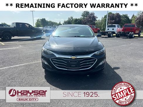 Used 2024 Chevrolet Malibu LT FWD image 3