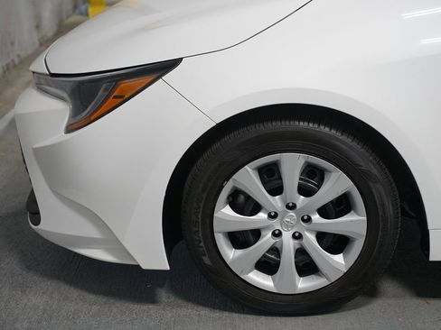 Certified 2024 Toyota Corolla LE FWD image 5