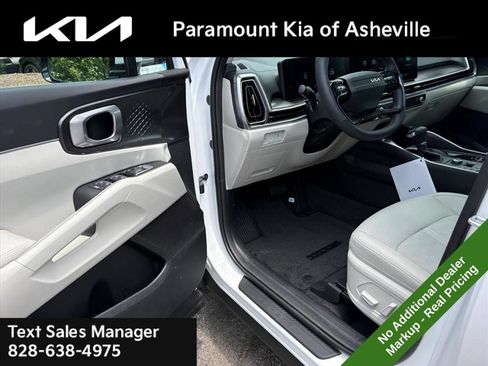 New 2026 Kia Sorento S w/ S Panoramic Sunroof Package FWD image 17
