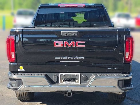 Used 2025 GMC Sierra 1500 SLT AWD/4WD image 6