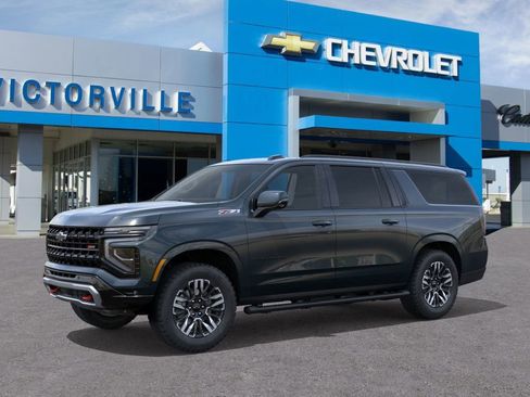 New 2026 Chevrolet Suburban Z71 w/ Comfort Package image 2