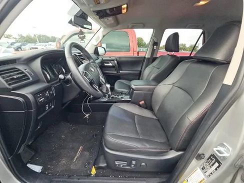 Used 2022 Toyota 4Runner TRD Off-Road Premium image 7