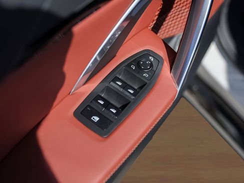 Used 2026 BMW X1 xDrive28i image 21