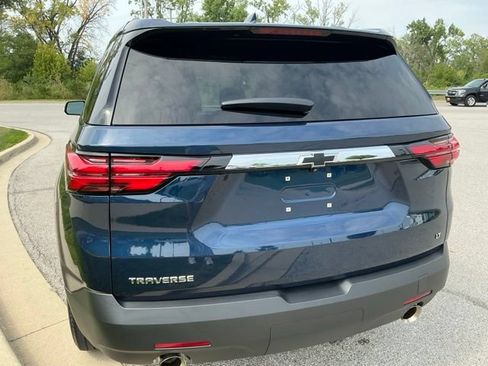 Used 2023 Chevrolet Traverse LT FWD image 10