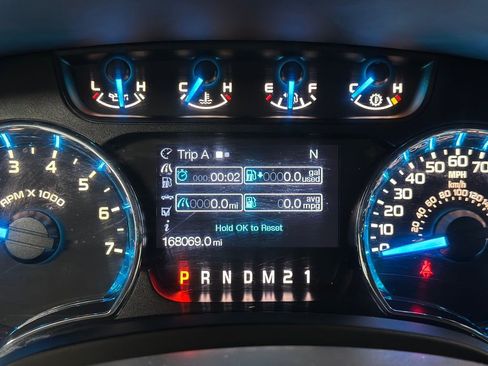 Used 2014 Ford F150 XLT w/ XLT Chrome Package image 5