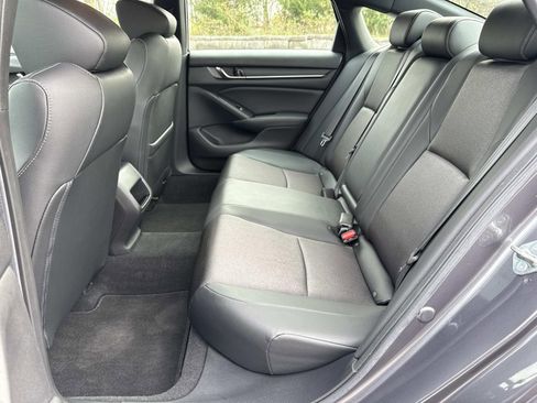 Used 2020 Honda Accord Sport image 28