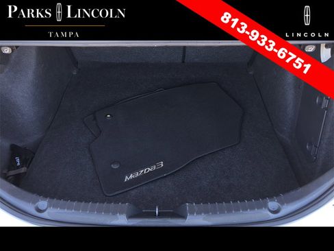 Used 2017 MAZDA MAZDA3 Touring w/ Popular Equipment Package image 8