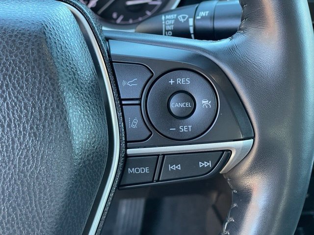 Used 2022 Toyota Camry XLE w/ Navigation Upgrade Package AWD/4WD image 16