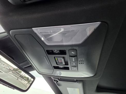 Used 2020 Toyota RAV4 XSE AWD/4WD image 29