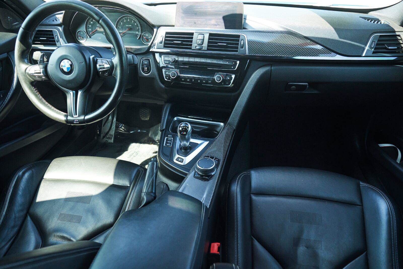 Used 2018 BMW M3 RWD image 61