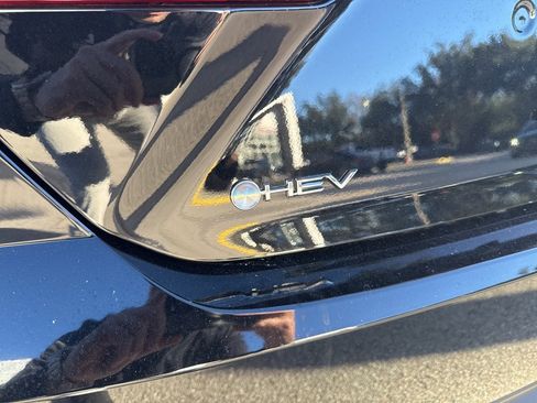 Used 2026 Toyota Camry SE image 11