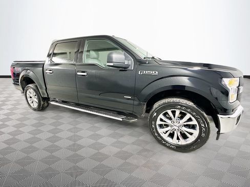 Used 2017 Ford F150 XLT w/ Equipment Group 302A Luxury AWD/4WD image 8