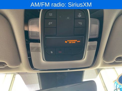 Used 2022 Hyundai Santa Fe SEL w/ Convenience Package AWD/4WD image 9
