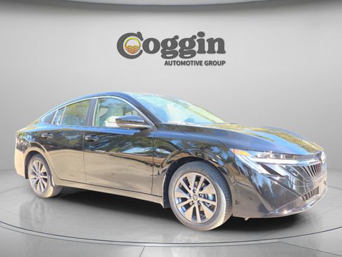 New 2026 Nissan Sentra SL w/ Floor Mat Package image 8