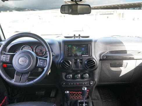 Used 2018 Jeep Wrangler Rubicon AWD/4WD image 20