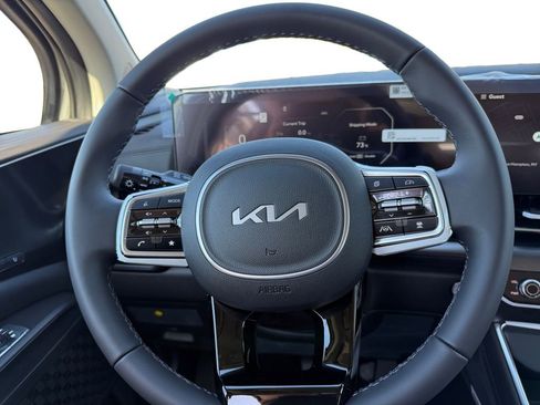 New 2026 Kia Carnival SX w/ SX Dark Edition Package FWD image 12