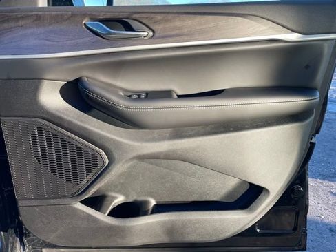New 2026 Jeep Grand Cherokee Altitude AWD/4WD image 29