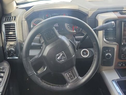 Used 2015 RAM 2500 Laramie w/ Convenience Group AWD/4WD image 12
