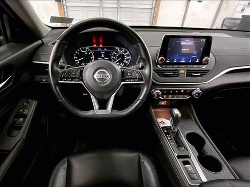 Used 2020 Nissan Altima 2.5 SR w/ Premium Package AWD/4WD image 5