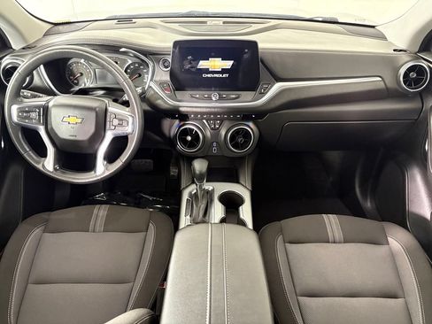 Used 2025 Chevrolet Blazer LT FWD image 39
