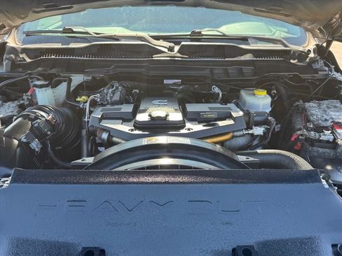 Used 2017 RAM 2500 Tradesman w/ Chrome Appearance Group AWD/4WD image 18