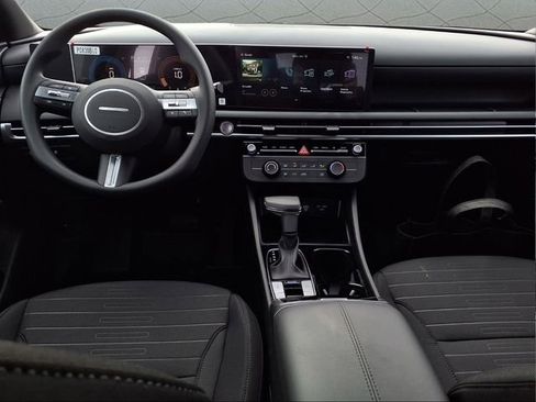 New 2026 Hyundai Santa Cruz SE image 16