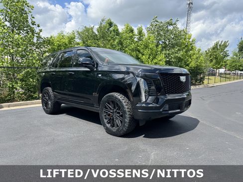 Used 2025 Cadillac Escalade Sport w/ Touring Package AWD/4WD image 2