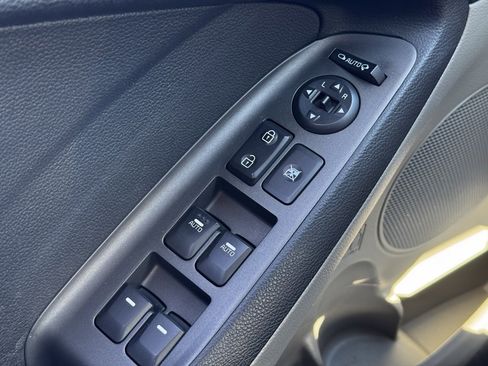 Used 2015 Kia Forte EX w/ Protection Package image 31