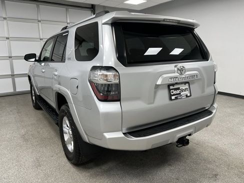 Used 2023 Toyota 4Runner SR5 Premium image 9