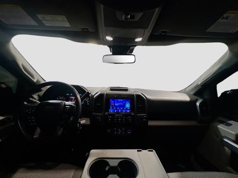 Used 2019 Ford F150 XLT w/ Equipment Group 302A Luxury AWD/4WD image 16