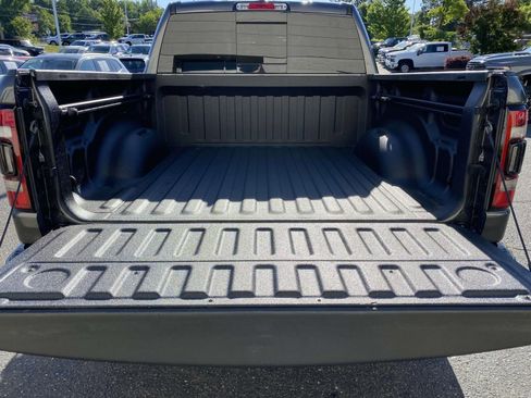 Used 2020 RAM 1500 Big Horn AWD/4WD image 9