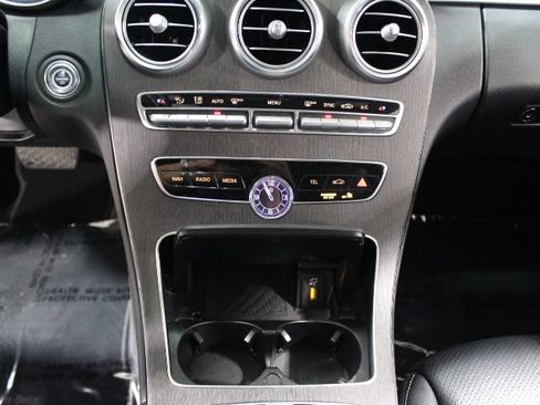 Used 2019 Mercedes-Benz C 300 4MATIC Sedan image 32