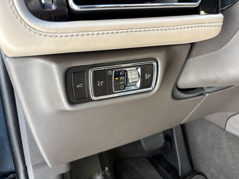 Certified 2023 Lincoln Aviator Reserve w/ Equipment Group 201A image 14