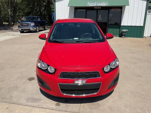 Used 2015 Chevrolet Sonic LT FWD image 4