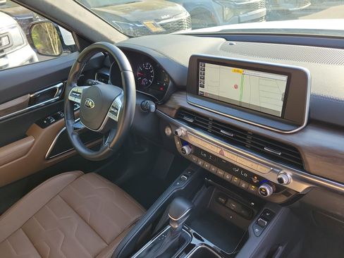 Certified 2021 Kia Telluride SX w/ SX Prestige Package AWD/4WD image 8