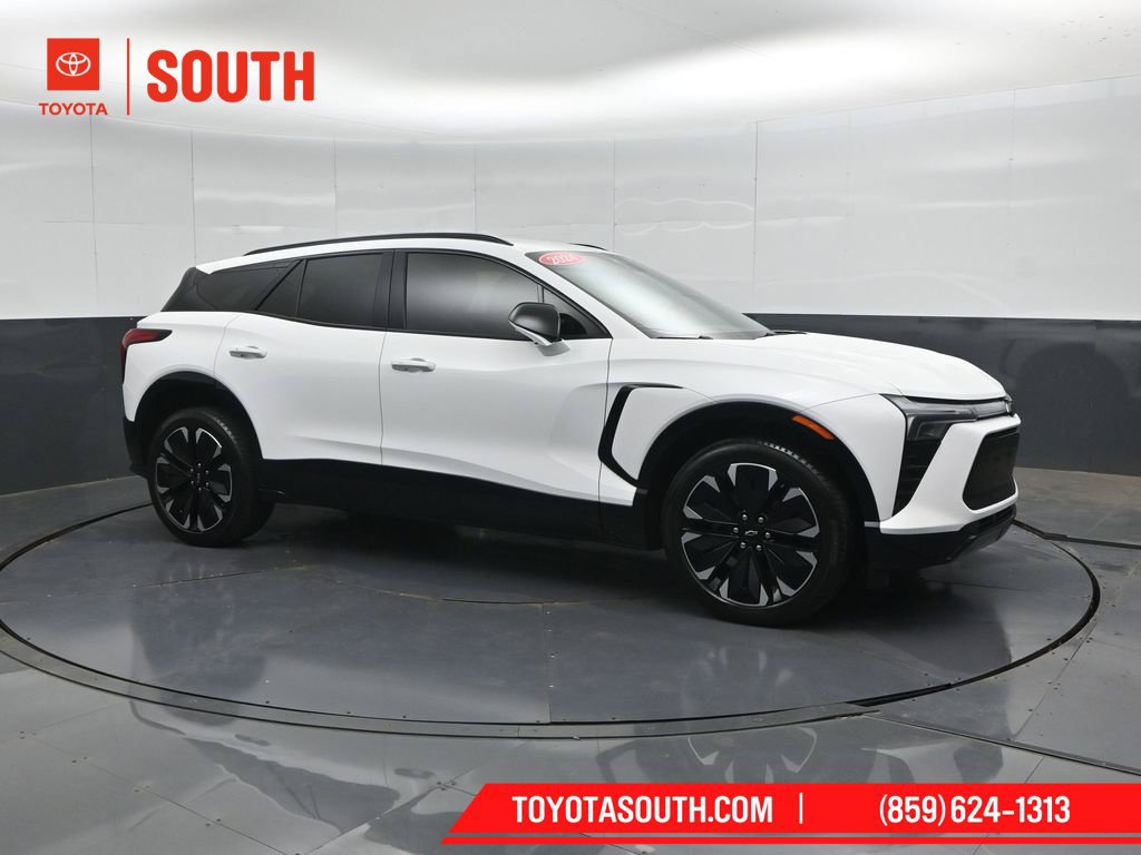 Used 2024 Chevrolet Blazer EV RS AWD/4WD image 4